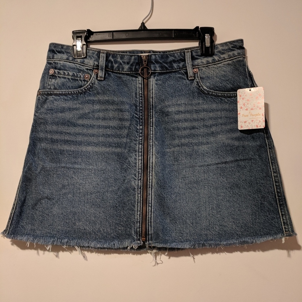 🆕 Free People Zip it Up Denim Mini Skirt